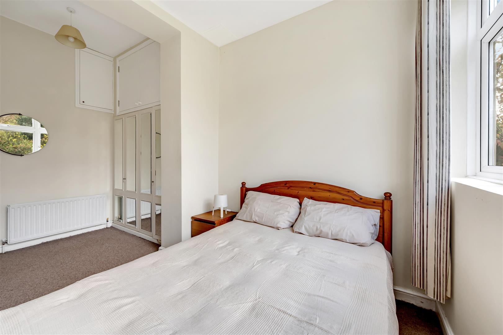 Property Image f48559bd-41d0-4c6d-a486-763b7148952b
