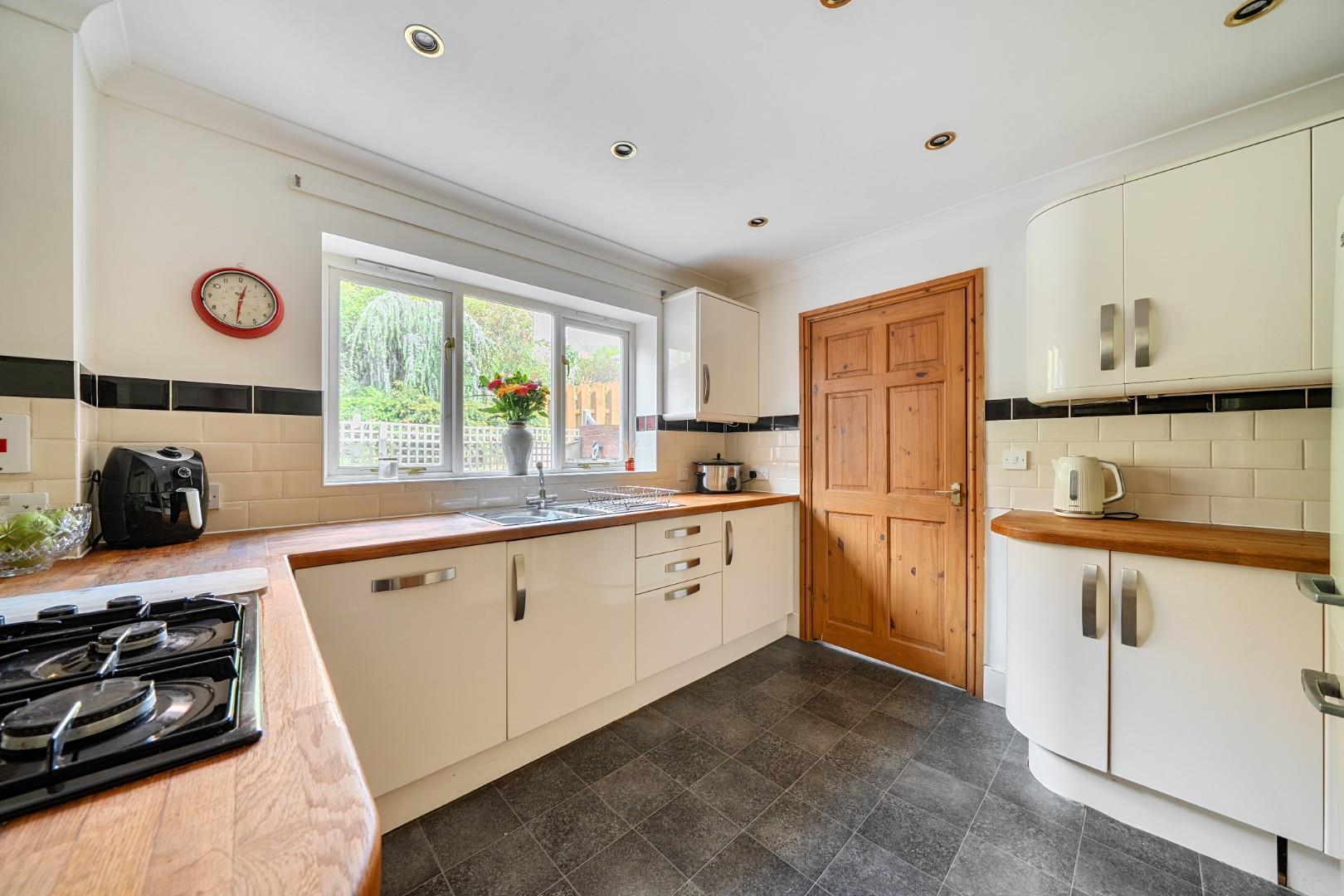 Property Image f48681e2-e373-418e-a566-42f66499682e