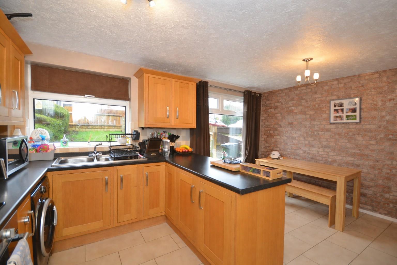 Property Image f48e4303-4cf3-42ca-b79f-8057e5ef41c2