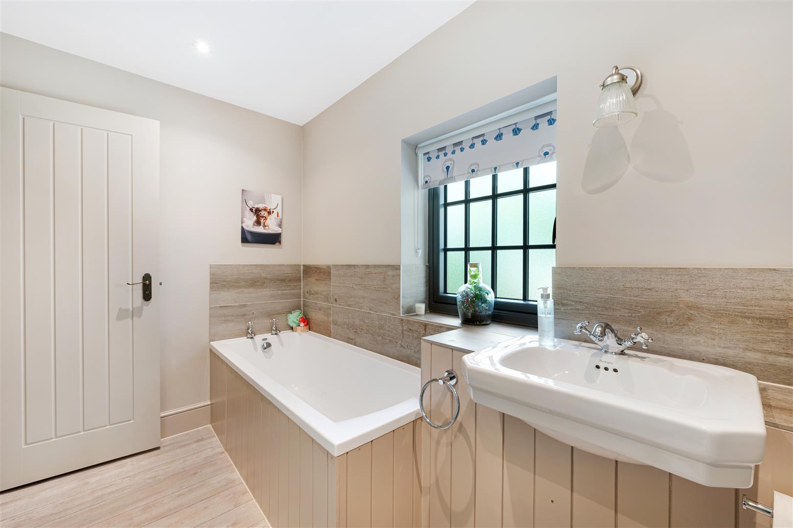 Property Image f48efe3e-d32c-4244-8ca4-1ab0d23a3865