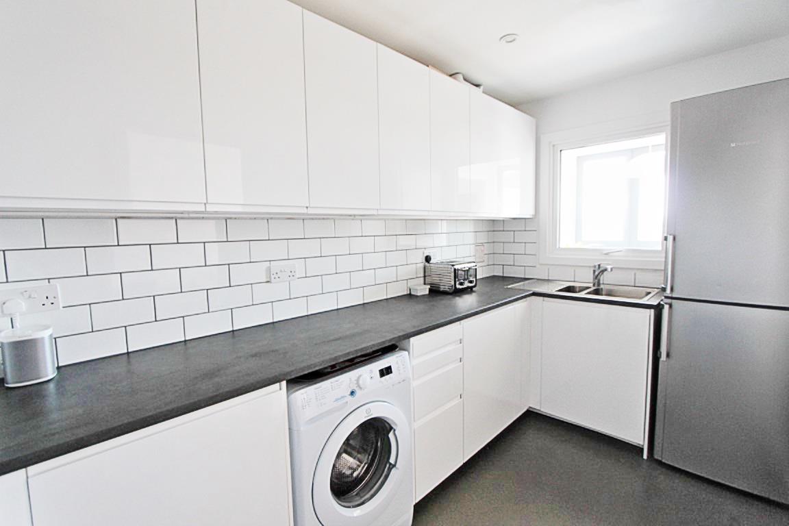 Property Image f49a5f7d-3f64-4a3e-a6f5-5fa3302836c9