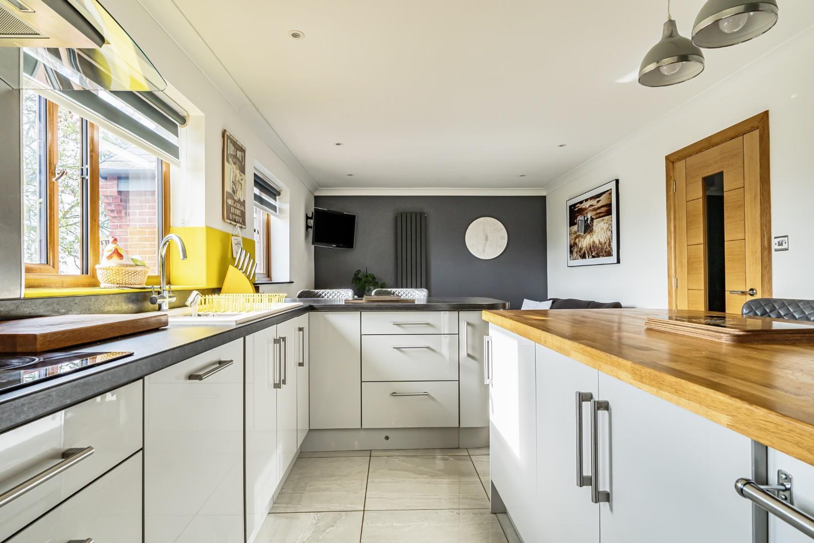 Property Image f4a2cfbd-d8c4-42ac-9dac-6938324cb5e1