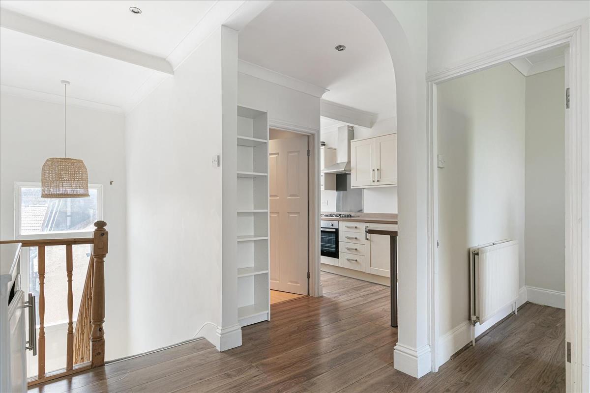 Property Image f4aa9b15-9a5a-4a35-83b2-e83166fc4c5d