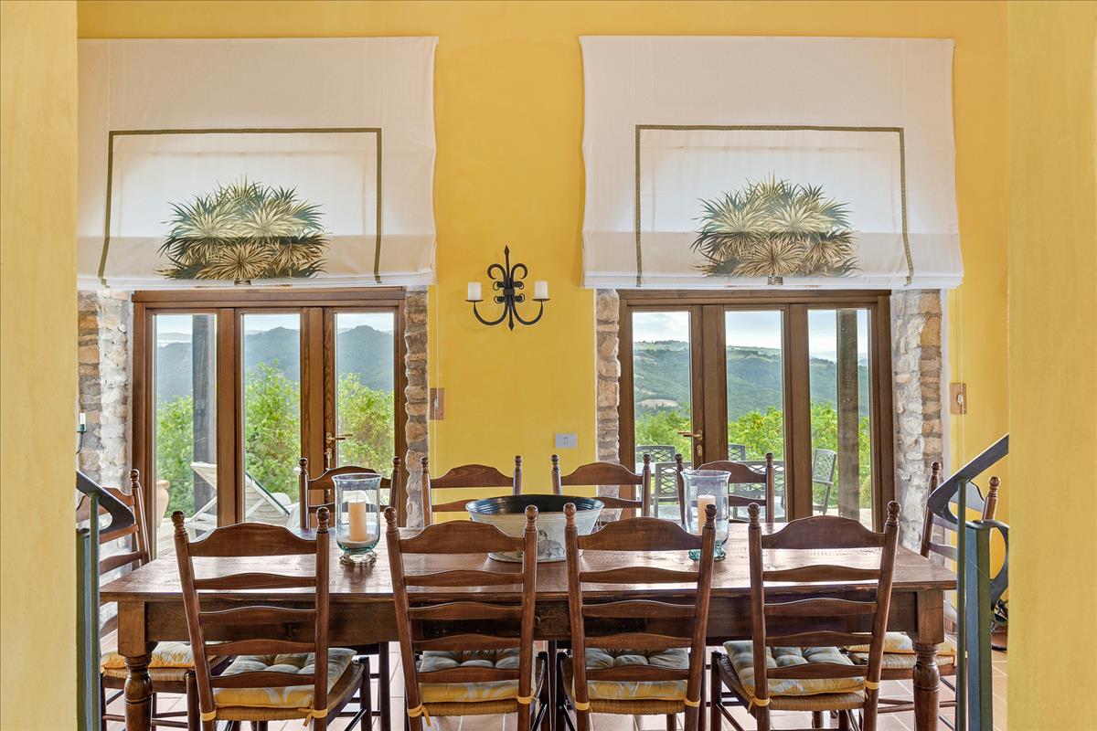 Property Image f4ab9367-b9c0-4339-975c-3e32312480c1