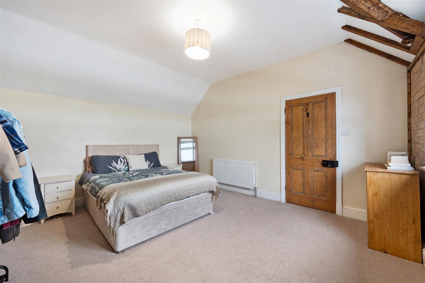 Property Image f4bde2e1-bd13-4b96-8abc-9e3b85e2c1e1