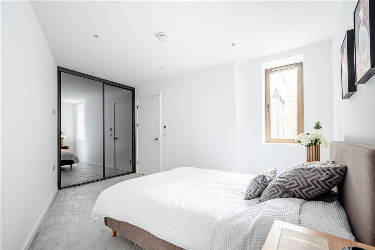 Property Image f4cf947f-7eeb-4a9b-b87d-b48ca11879a4