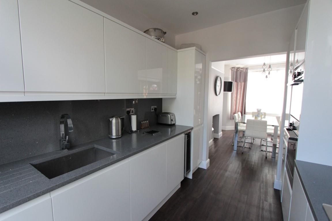 Property Image f4dcf941-8d3f-4879-8439-d8d04654fb71