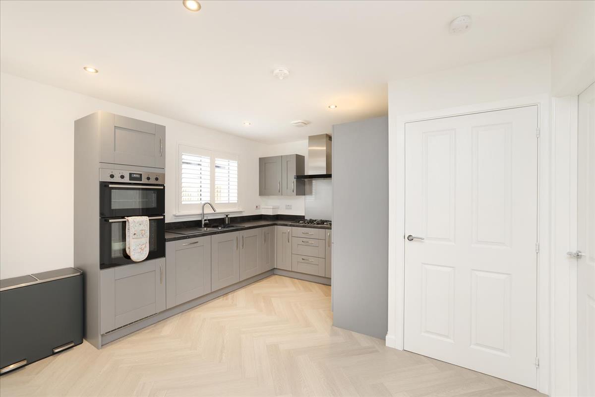 Property Image f4e23094-7ae7-4d41-ace1-195d0b57fb48