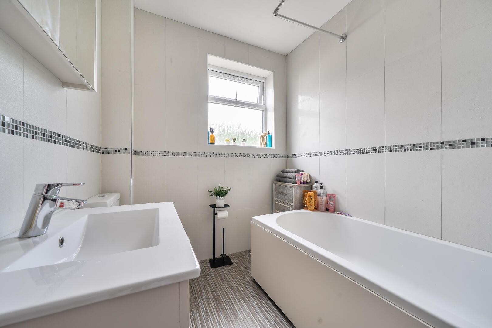 Property Image f5017e81-7697-485a-be64-ae873b34237f