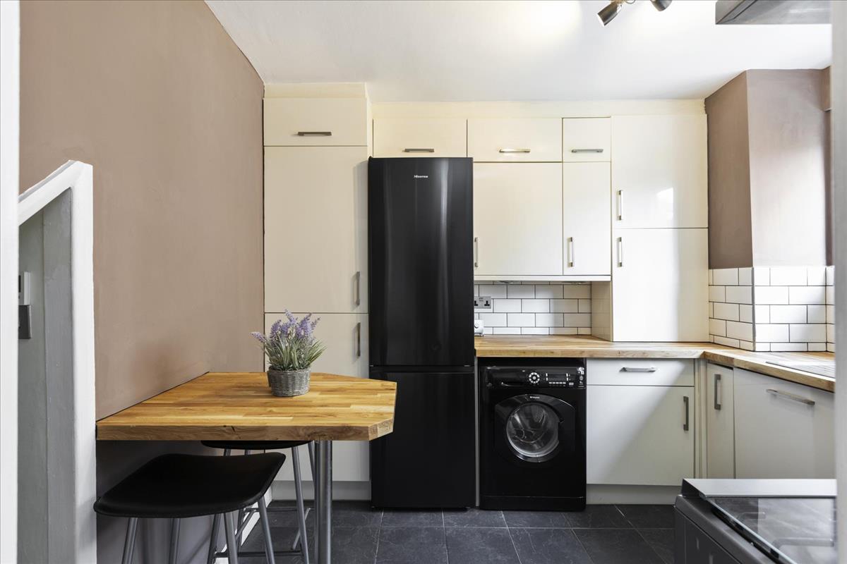 Property Image f507a93b-d53f-46fe-9ce2-dbedd83cdb73