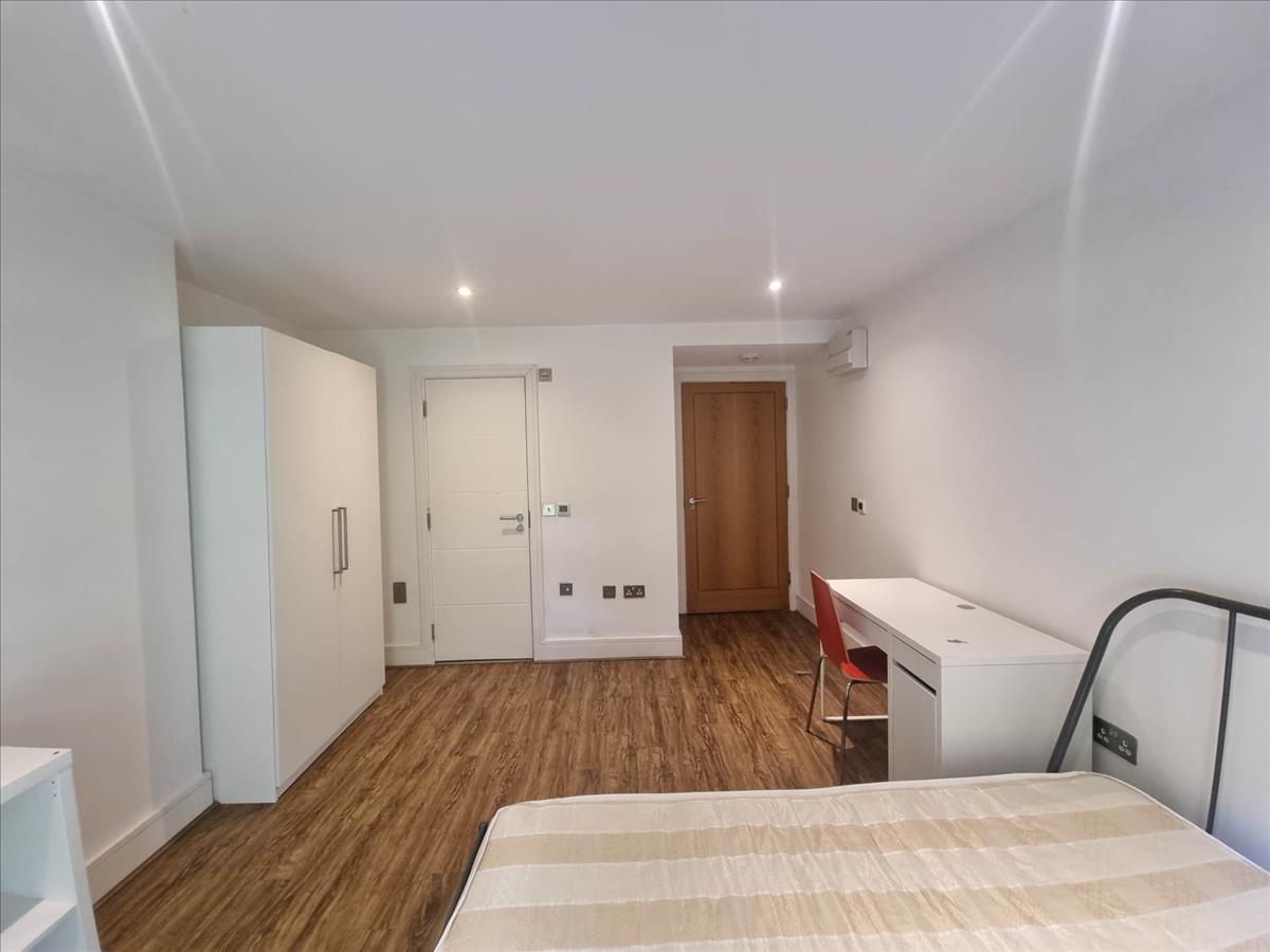 Property Image f50a0173-afe1-4785-8e6a-14718ac887f2