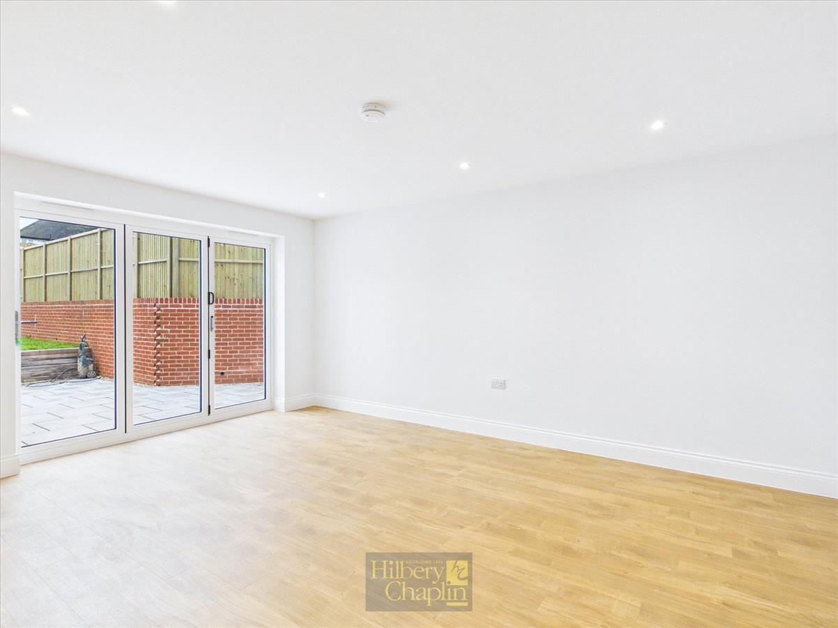 Property Image f52a0c09-43ee-45b8-8b82-575e7ee936ce