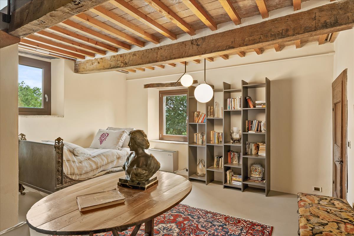 Property Image f52d2888-f0cd-42a8-9eff-825894e42e4e