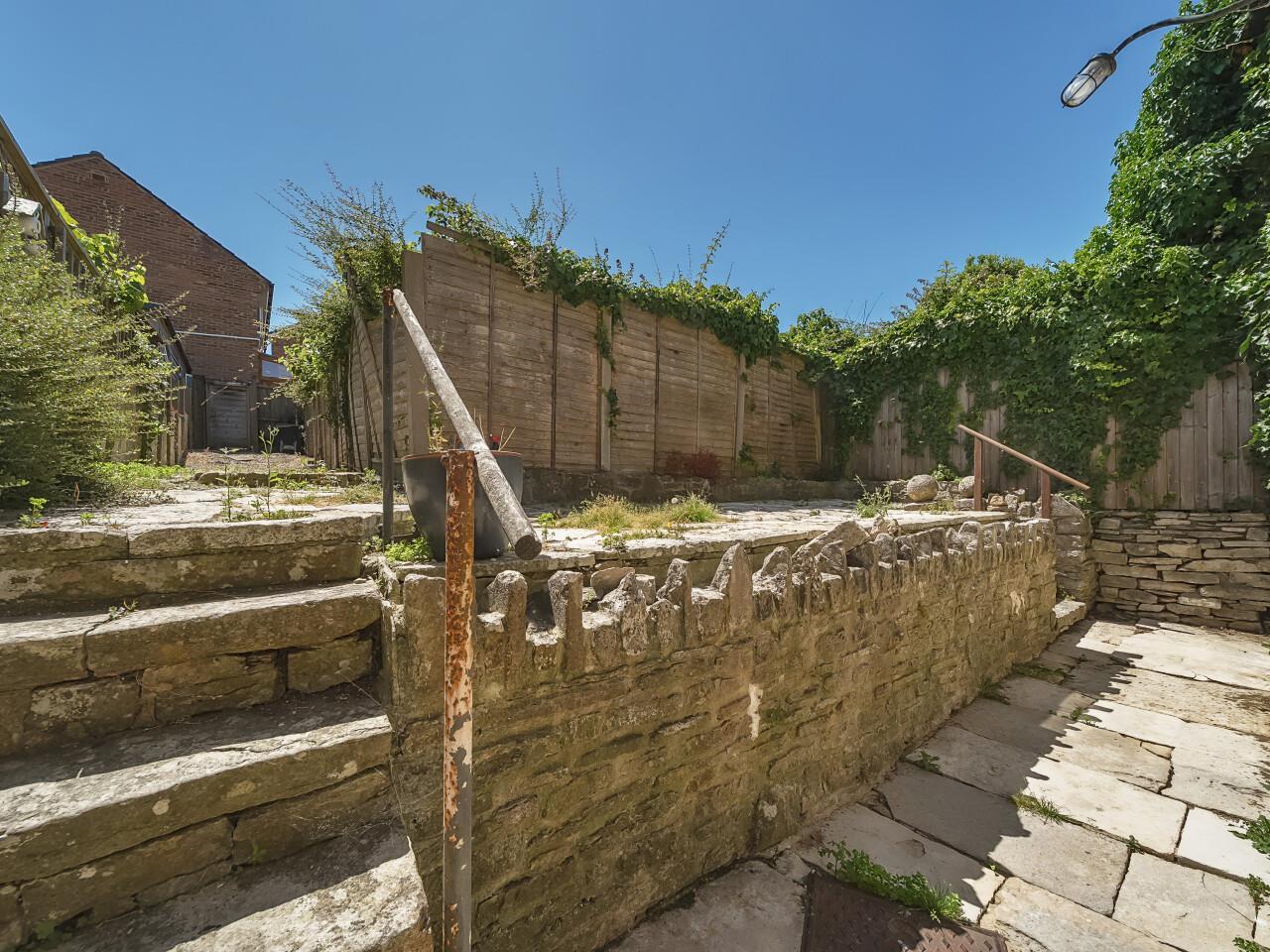 Property Image f52e0b2f-58e2-4b64-8848-55ab59f3e9fc