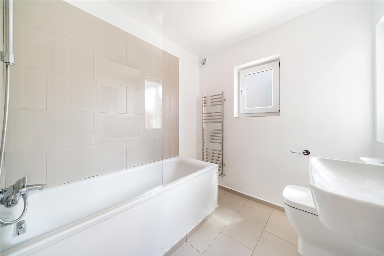Property Image f5377f45-2b42-478b-91a0-12e9109b3771