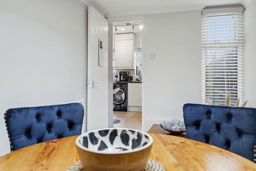 Property Image f53f094e-ca29-4506-a65d-04953a2e149a