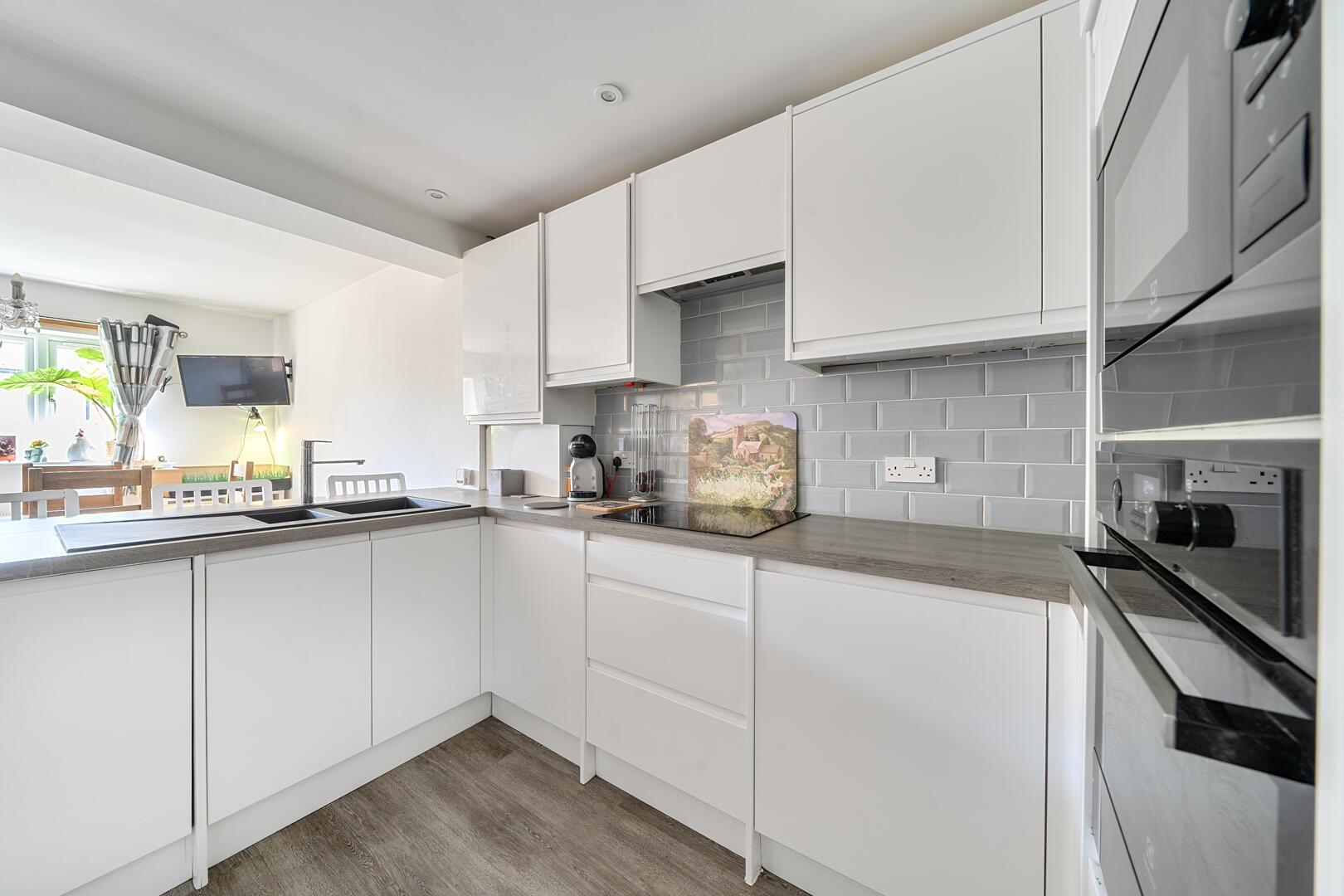 Property Image f53f1d76-f66b-4411-8f7e-520558c5a01b