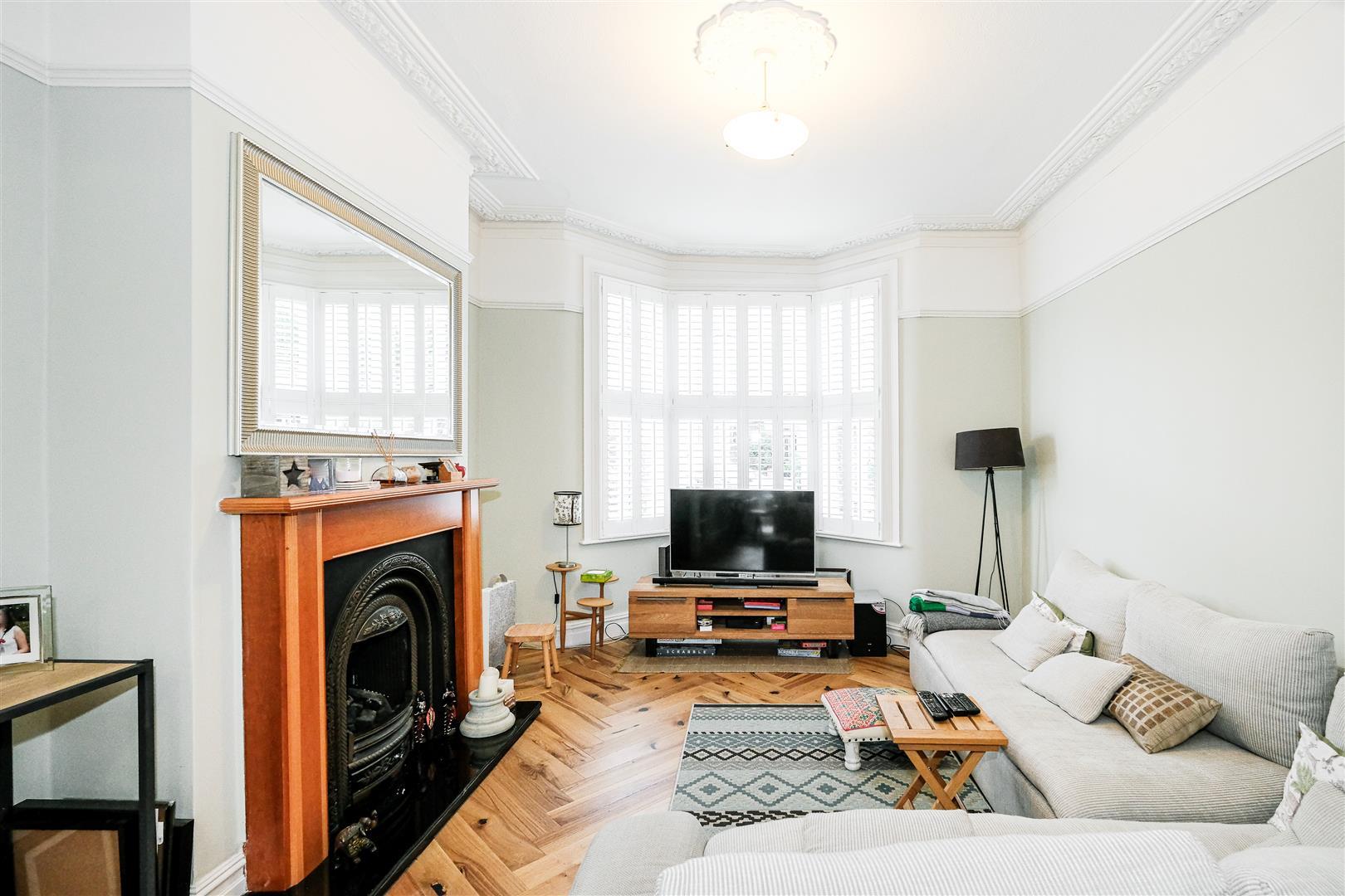 Property Image f552f684-379c-45b9-9867-dec0157f9f6e