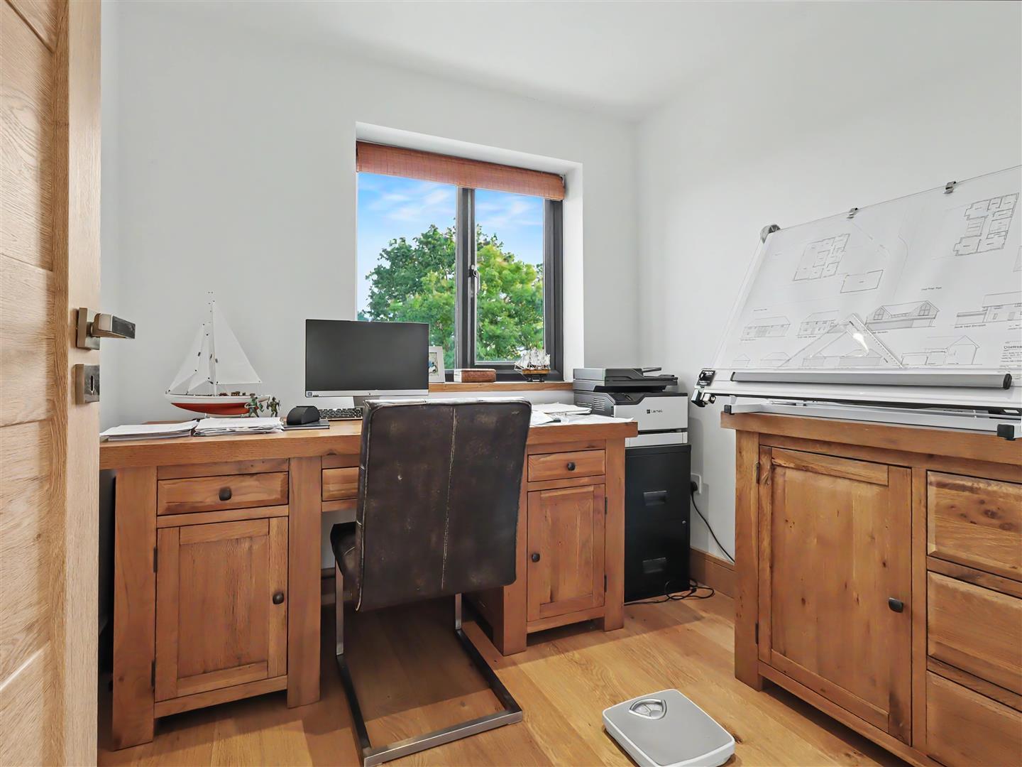 Property Image f55d7d16-0456-4b86-aa9c-8114cc2b53da