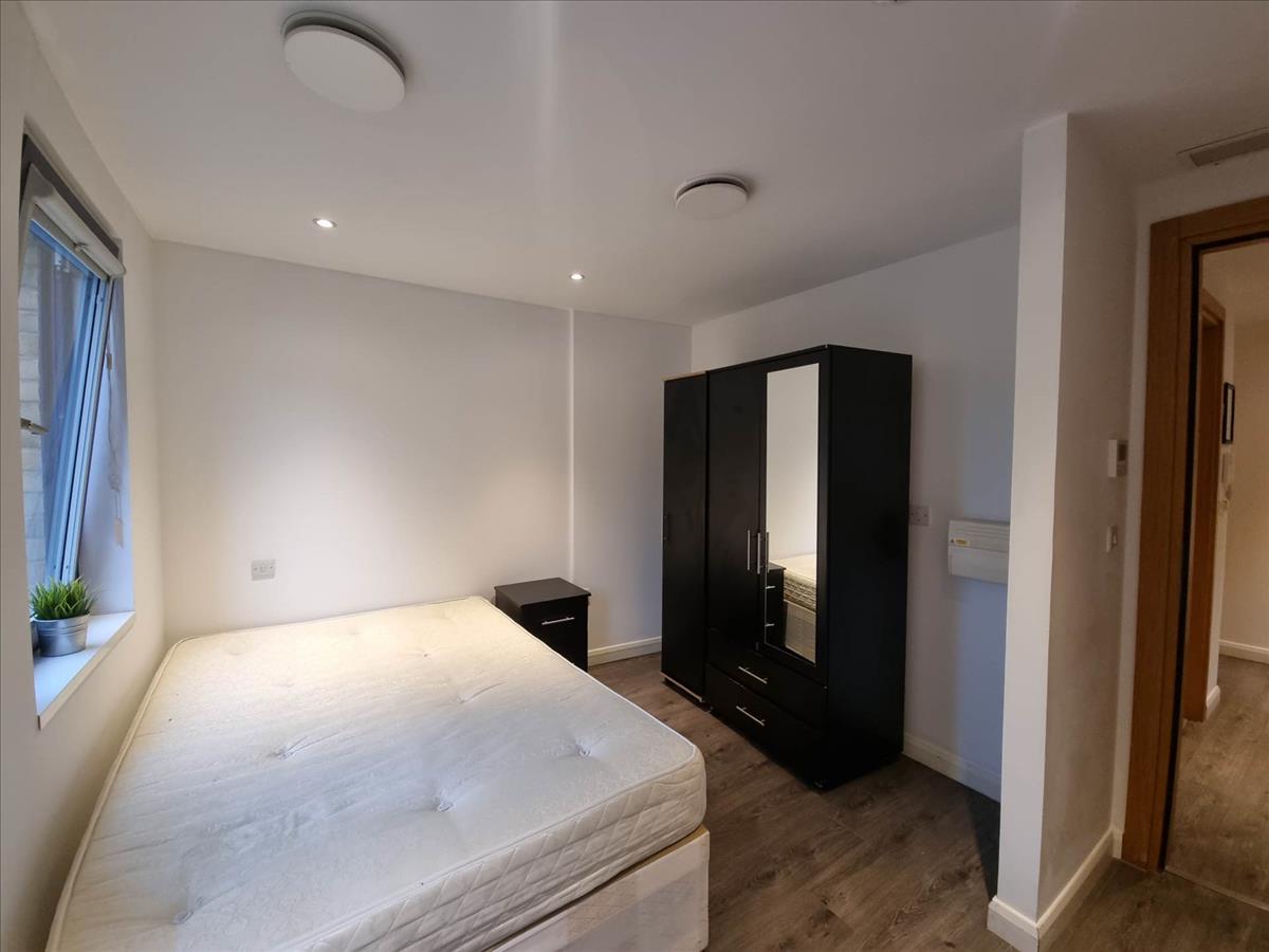 Property Image f560ad47-8248-4045-afc6-8b92036203a8