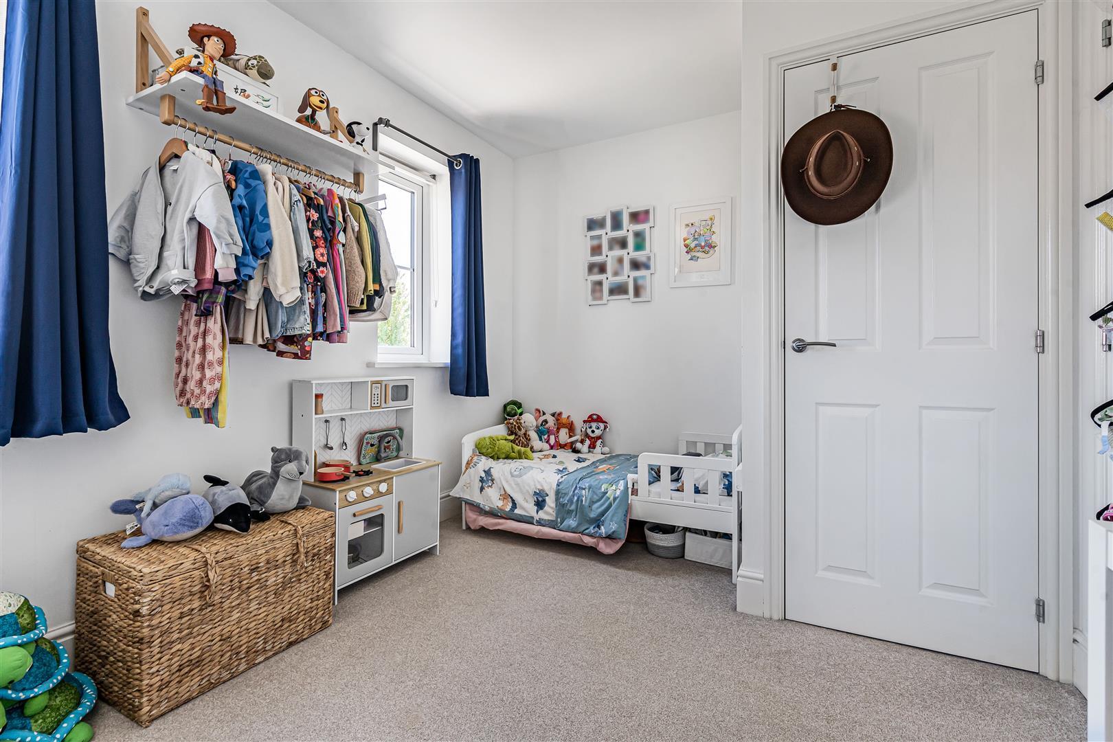Property Image f5669527-52a0-4eb0-874f-7d666be1188f