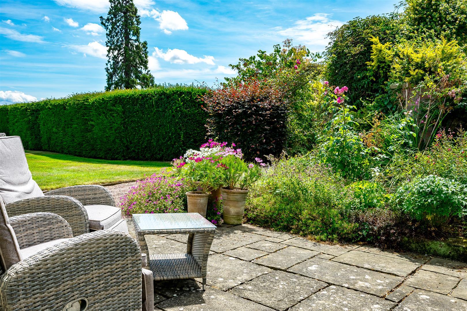 Property Image f56cdcde-56a2-42bc-8eb9-11154cb1d6f4