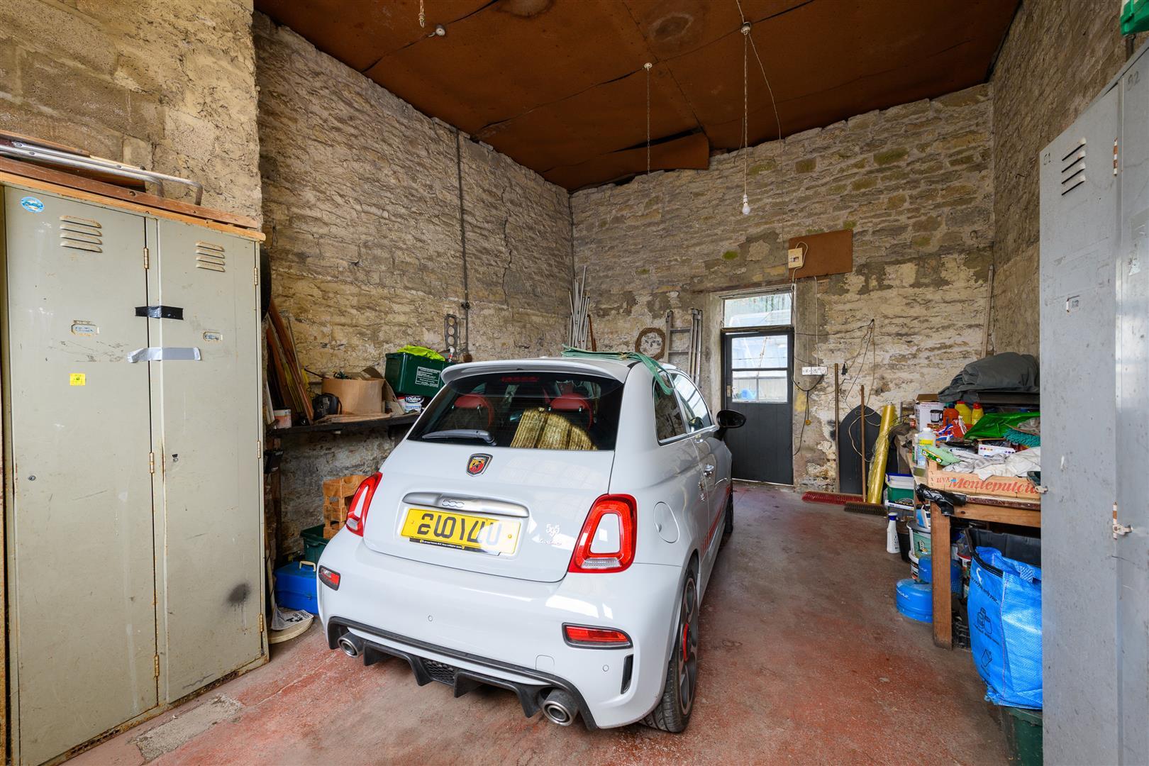 Property Image f56fa107-0df0-49b6-b70c-31b3a84ea9e8