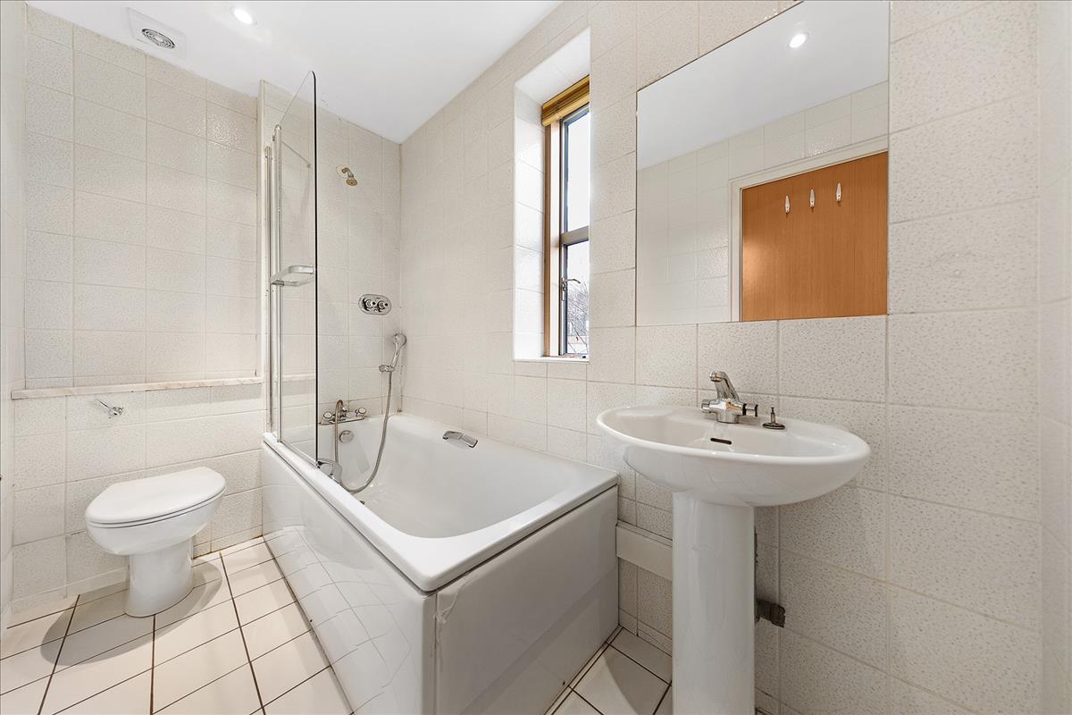 Property Image f57709f3-be77-42de-9562-8cd145792ff4