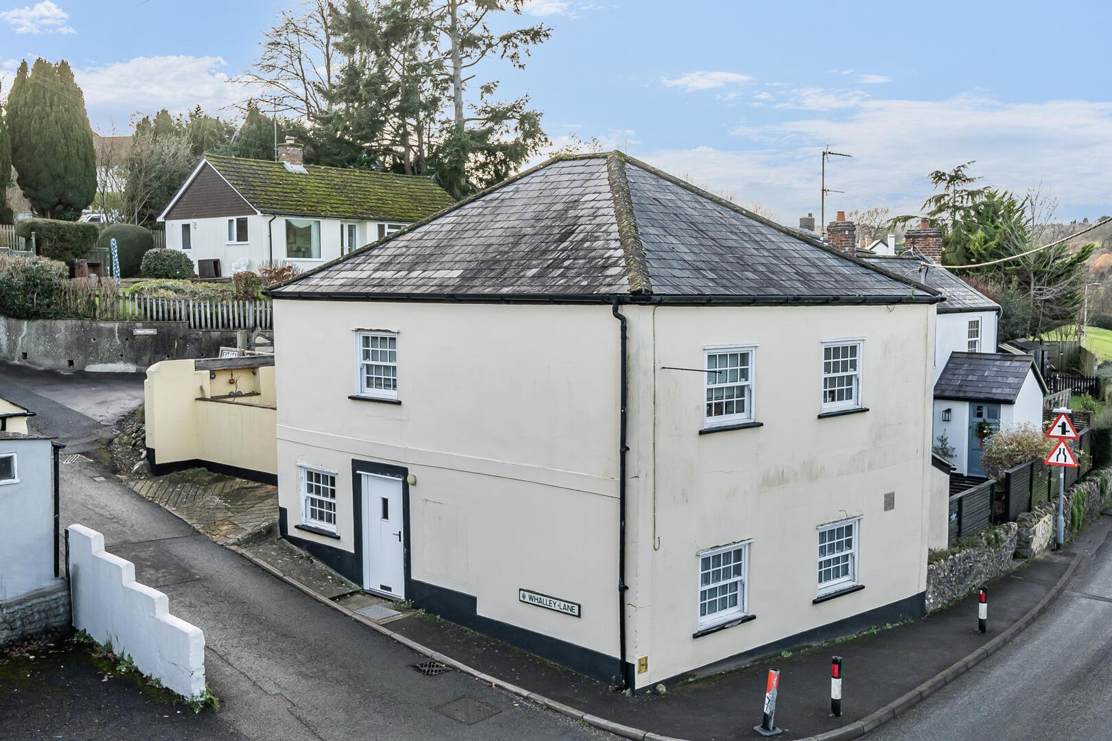 Property Image f57bbec2-2b12-4b62-943a-5e33ecc67446