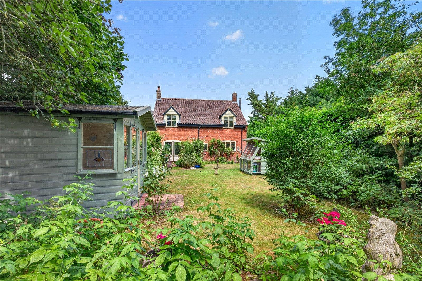 Property Image f57f0a03-a067-45c8-a913-f6473f456077