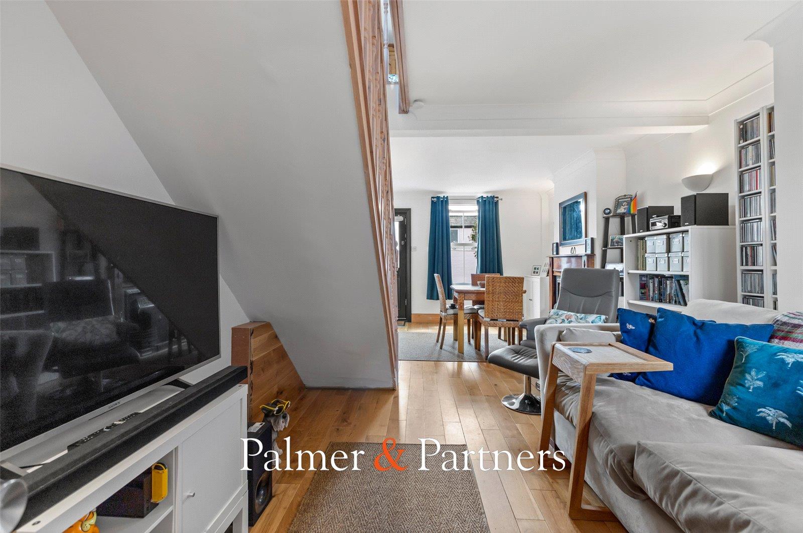 Property Image f584d05e-9d35-42b1-8a6a-76fc24e2c421