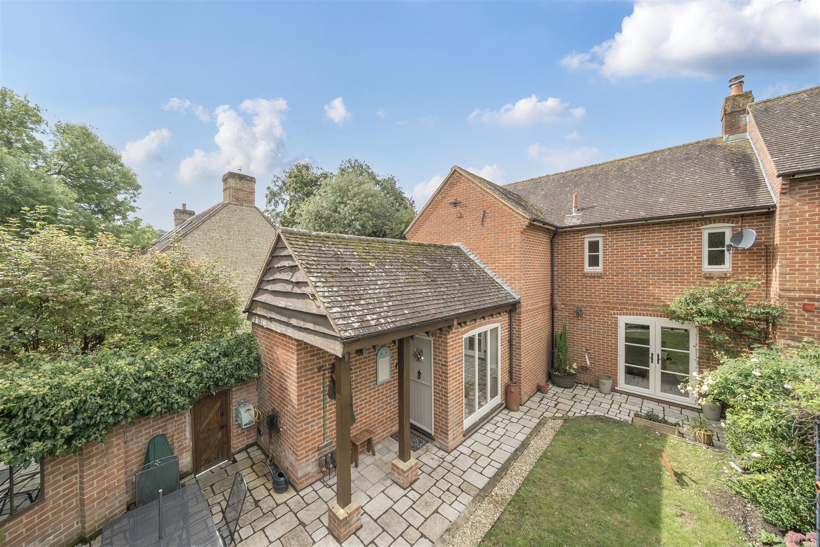 Property Image f58d27b4-28e6-4292-b66b-698a300a0fdb