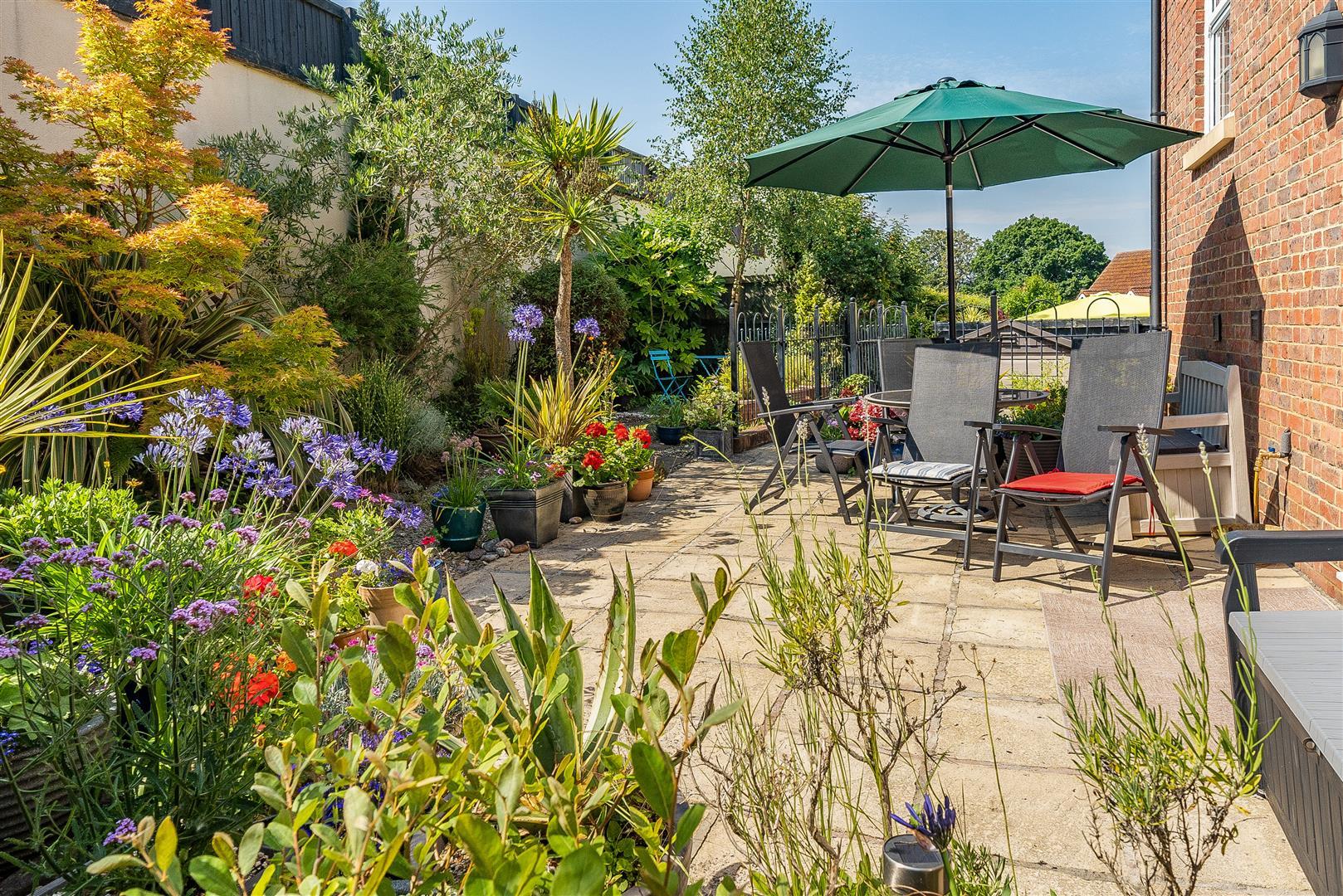 Property Image f593f81d-d6d9-4208-9b53-2ebf210d25e1