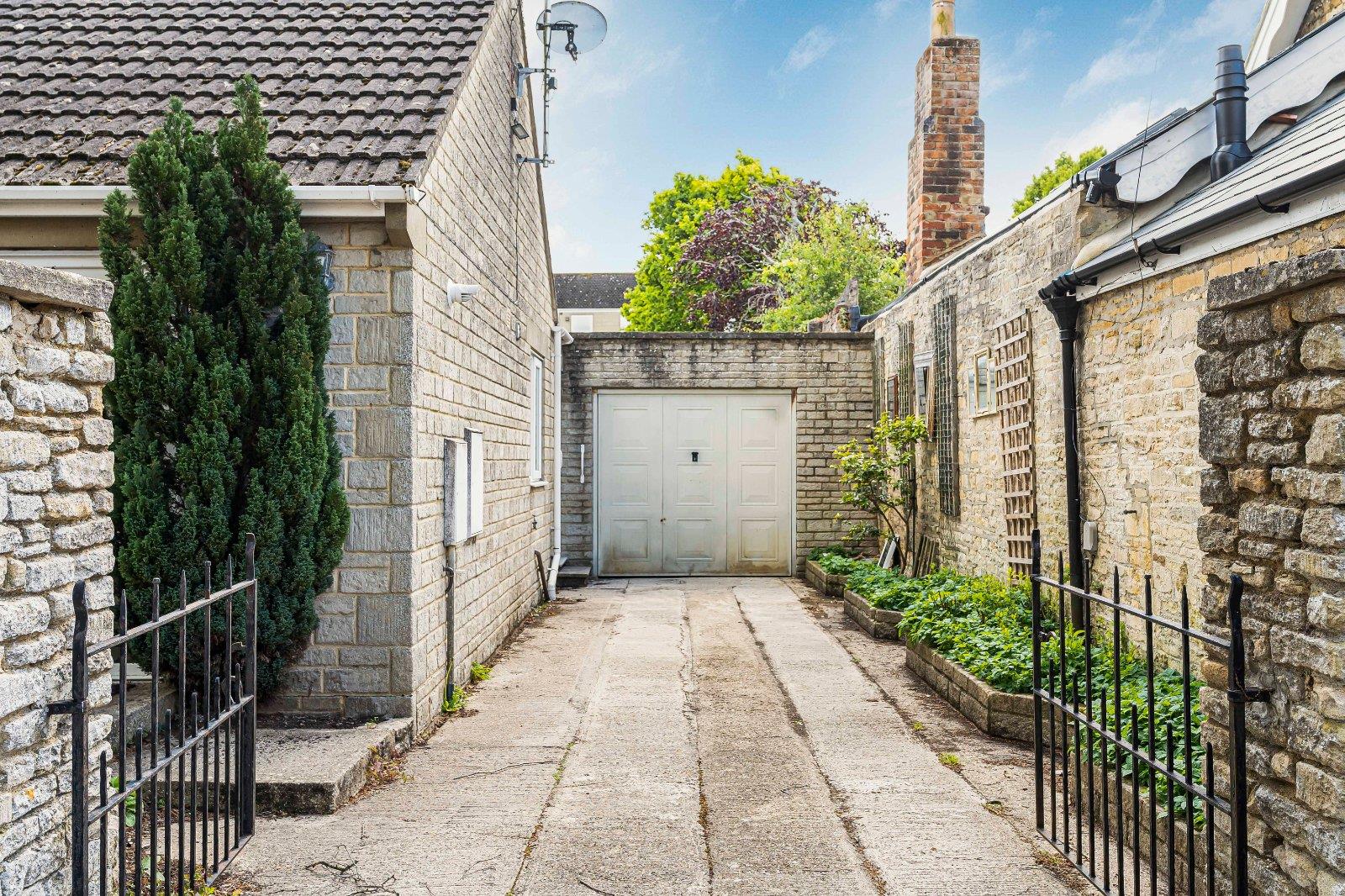 Property Image f5966ffe-f4c4-4661-820b-94c011ca39db