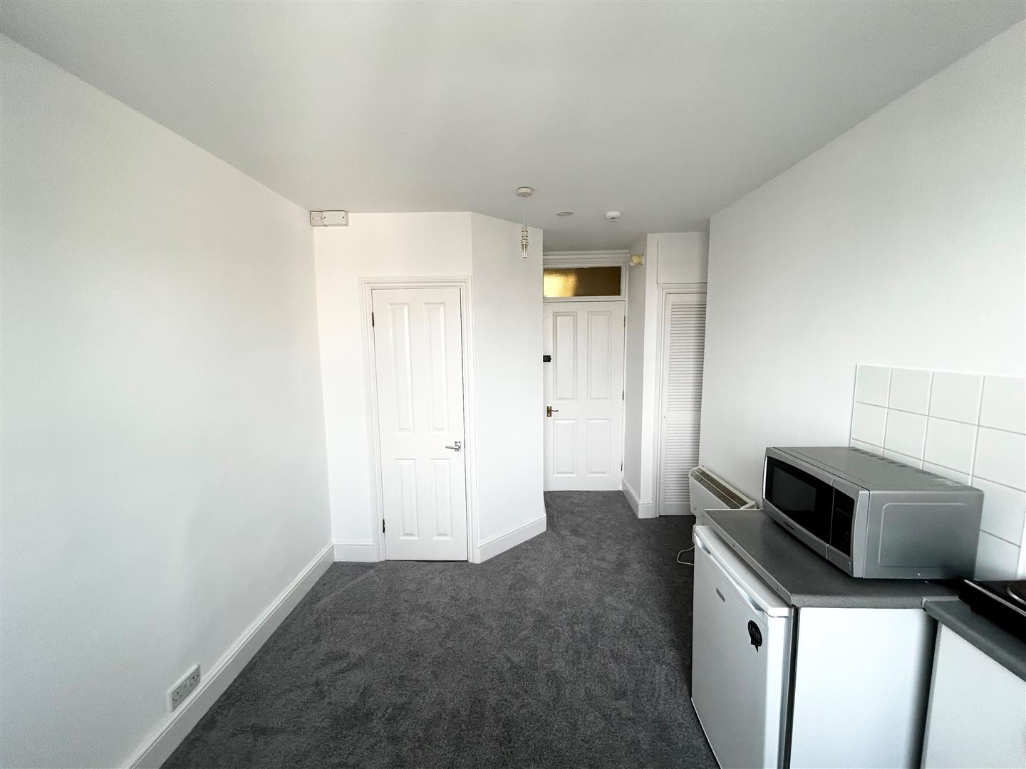 Property Image f59d7089-de18-4e2f-a32f-573094d1bec4