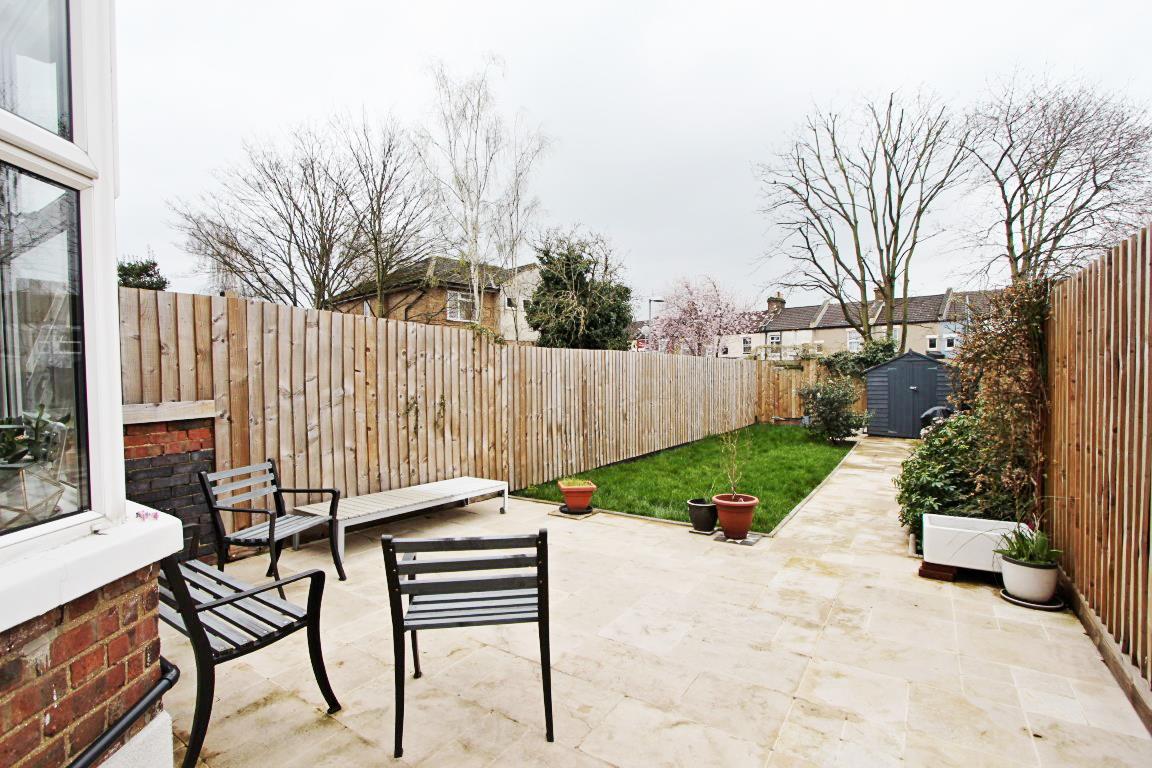 Property Image f5ca5566-f13b-489d-9ab7-60edd31dd9bd