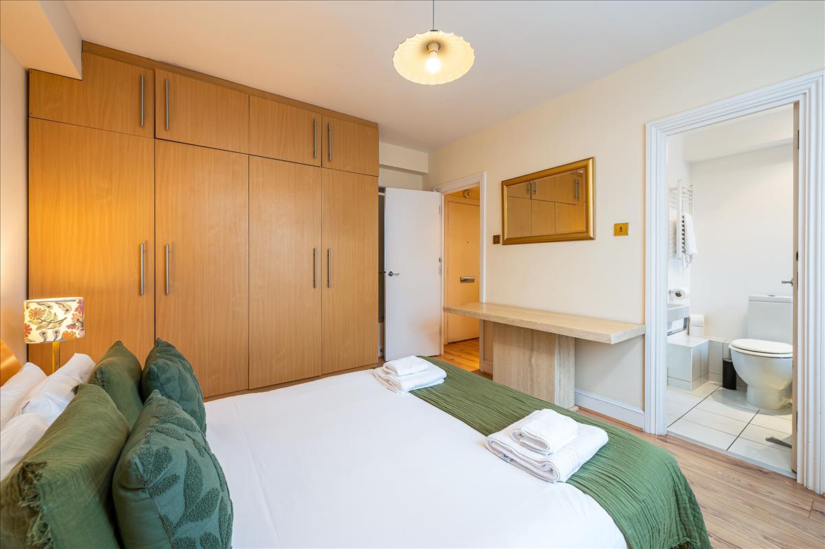 Property Image f5cc186a-89a0-4c95-a242-d01560a980f3