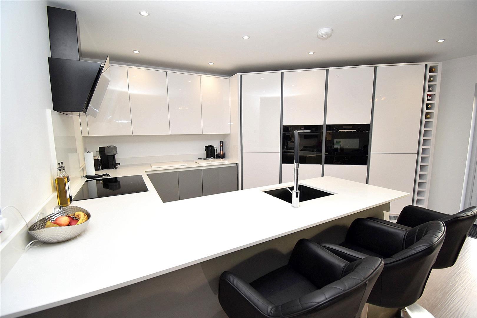 Property Image f5d43462-9156-4328-b08b-4d3b45a1f12f
