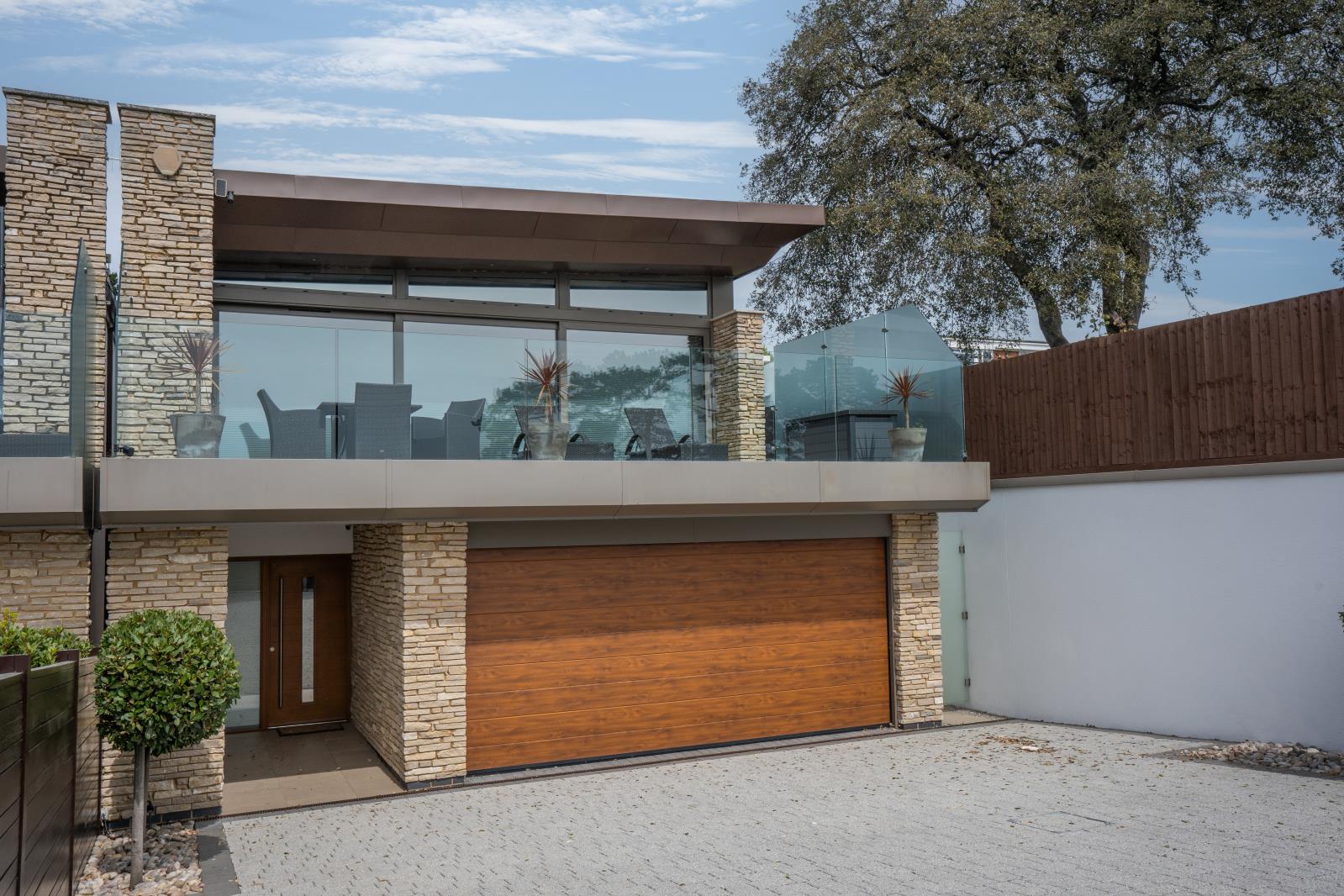 Property Image f5d43da9-05ab-4dfe-938b-5b1f05f5f1d0