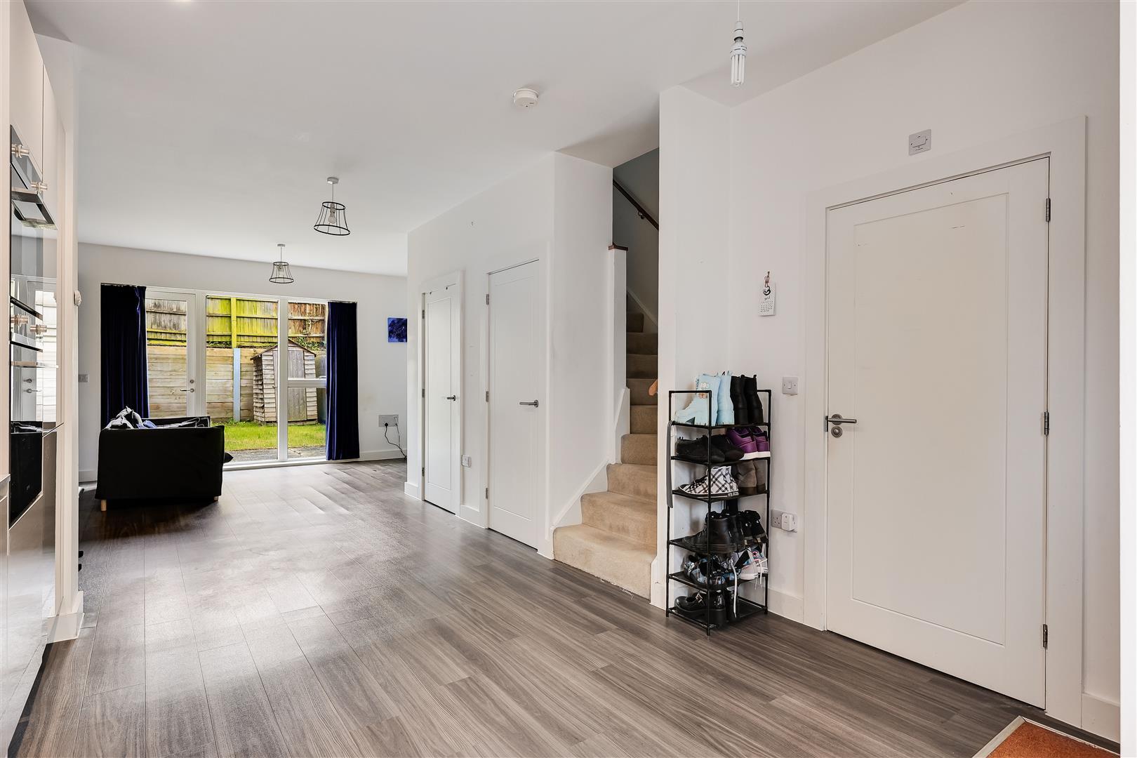 Property Image f5e71b4b-69f6-4803-9dca-41566976e431