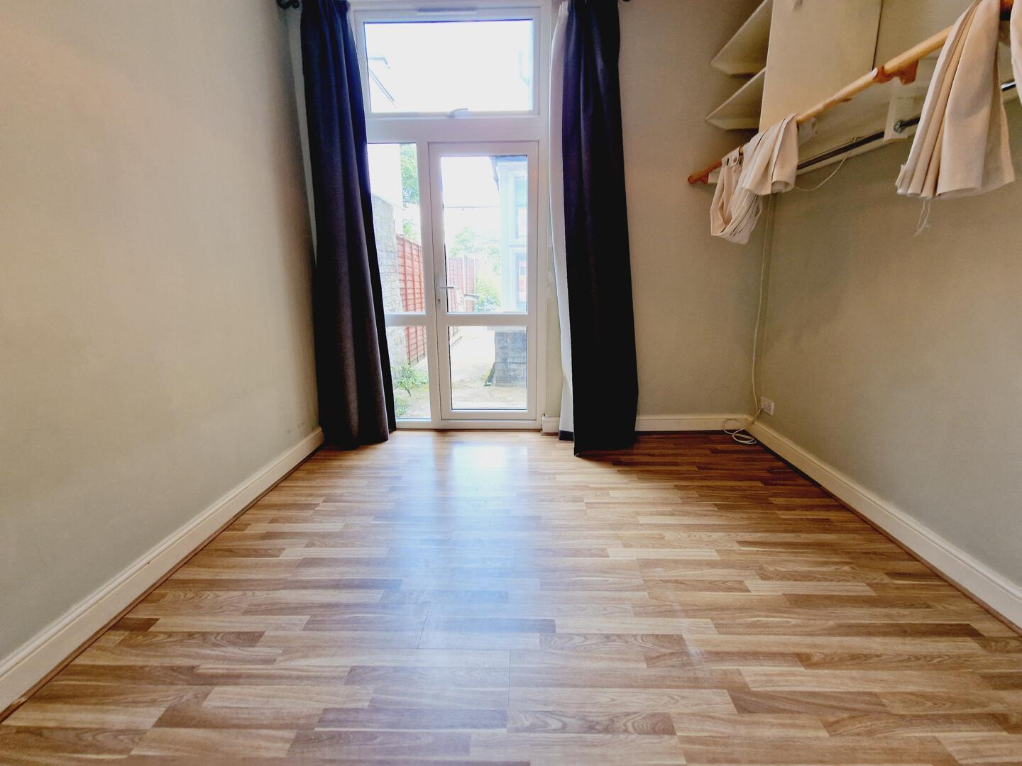 Property Image f5e7877f-0b48-4b48-9709-6130170e660d