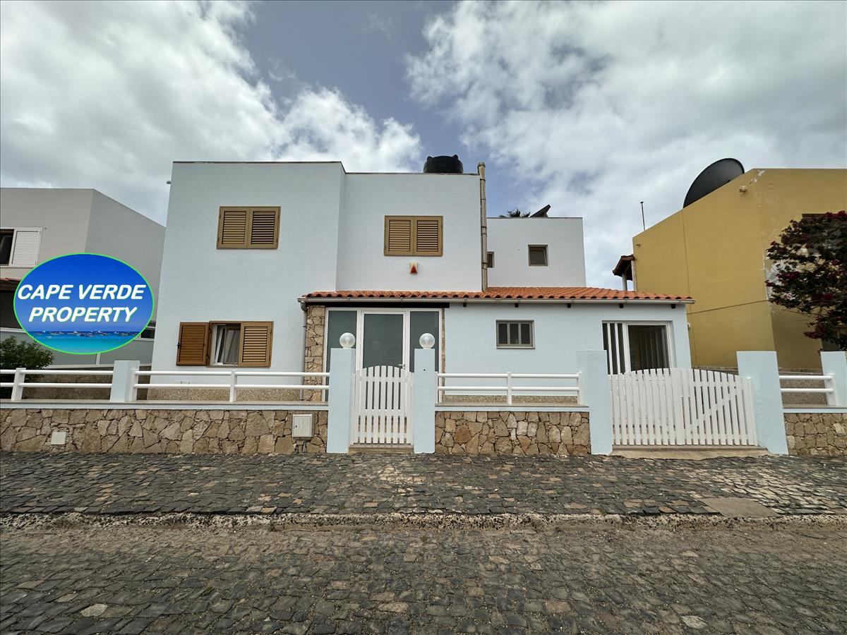 Property Image f5eb1cbf-670b-4f46-b1ca-2e83746f419f