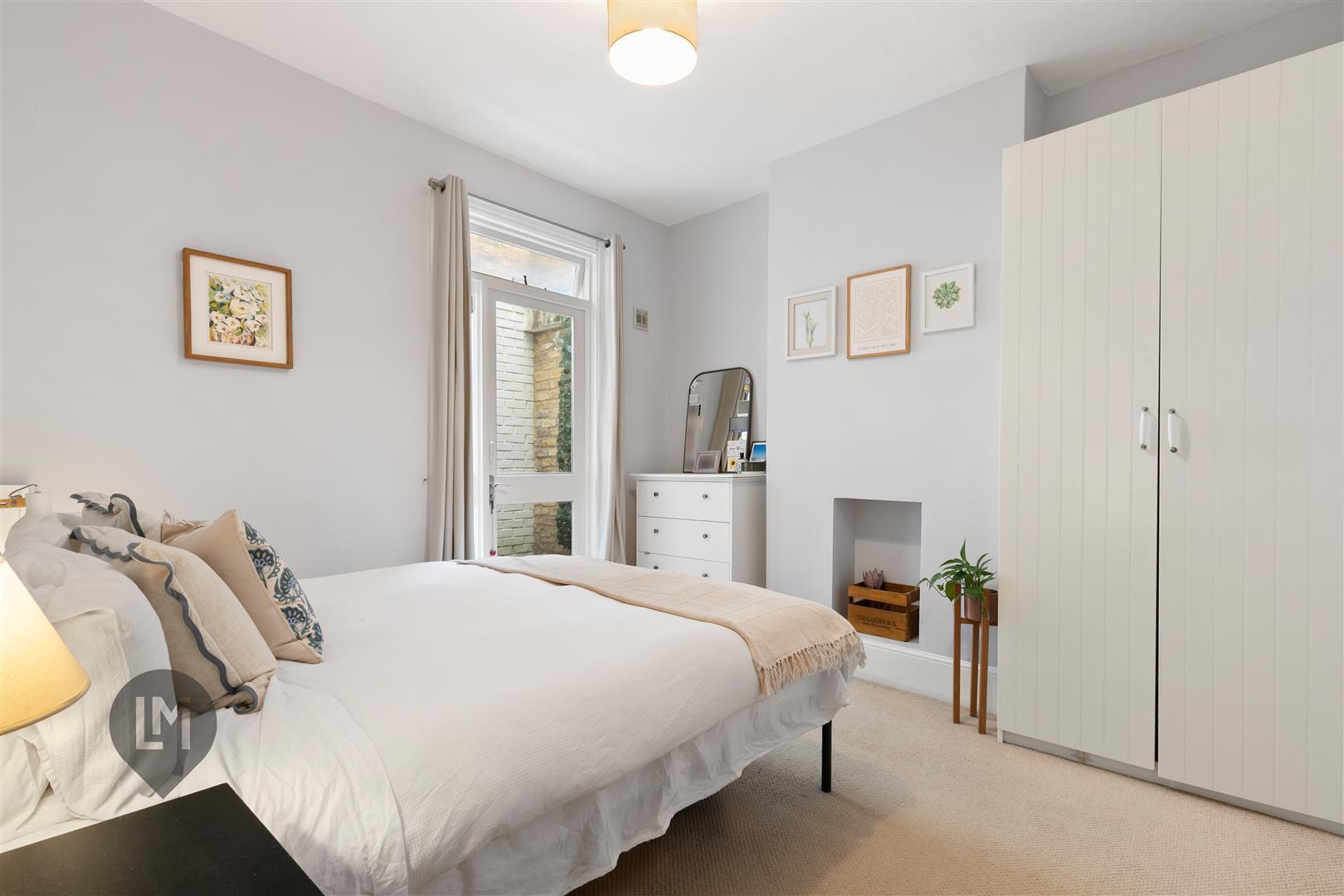 Property Image f5ed51f8-0136-48da-a9df-f5b3926e5489