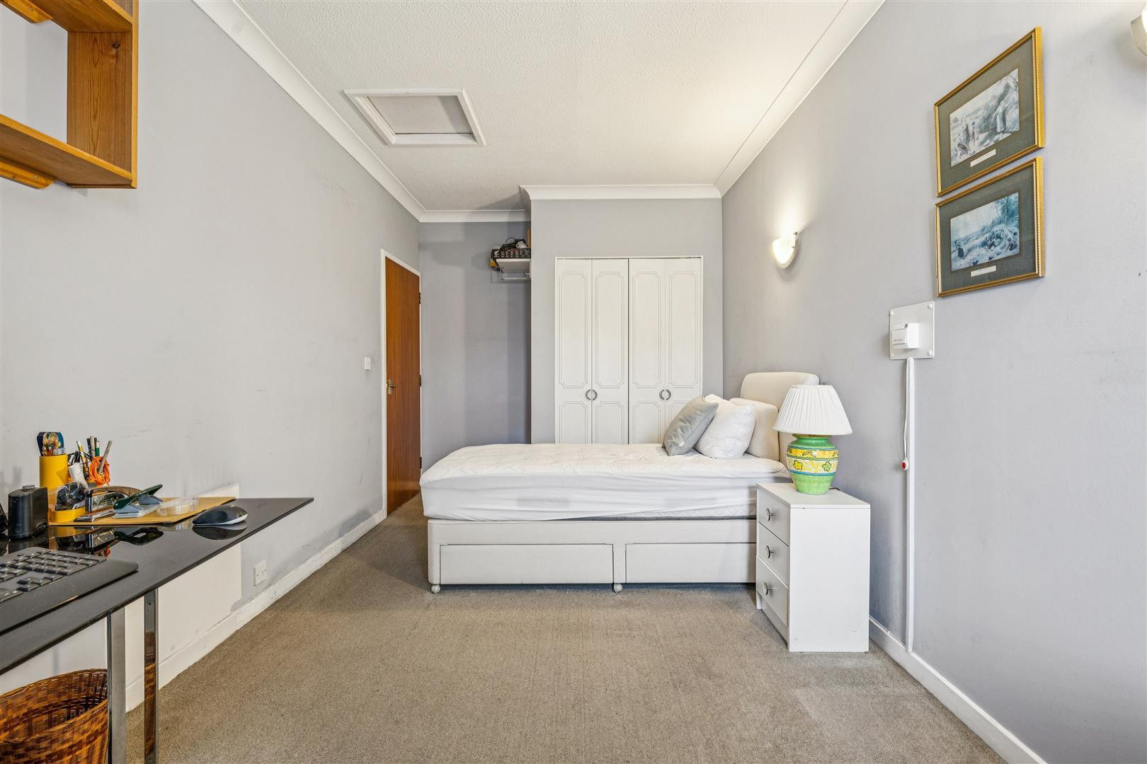 Property Image f5f4322c-18b0-414d-8e2f-0e222f109ec8