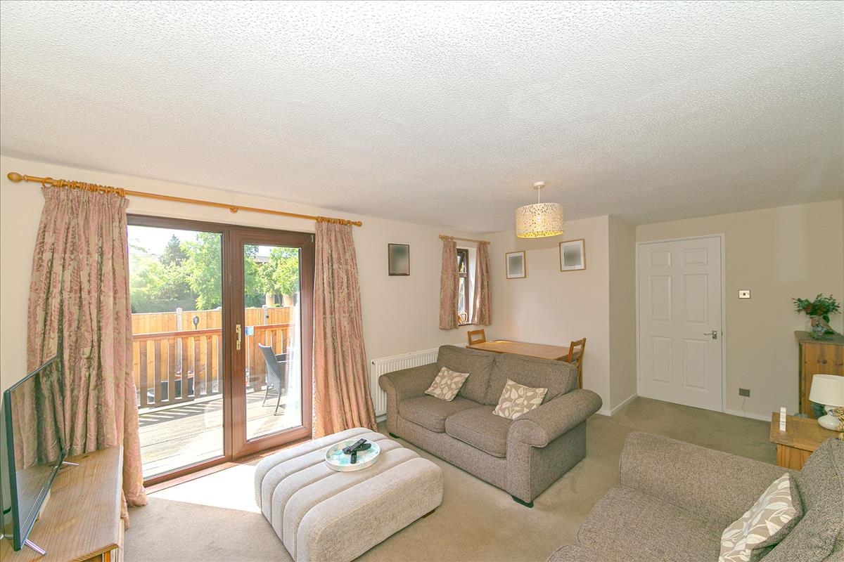 Property Image f6098805-0e85-4bf5-834f-352313f6e0cf
