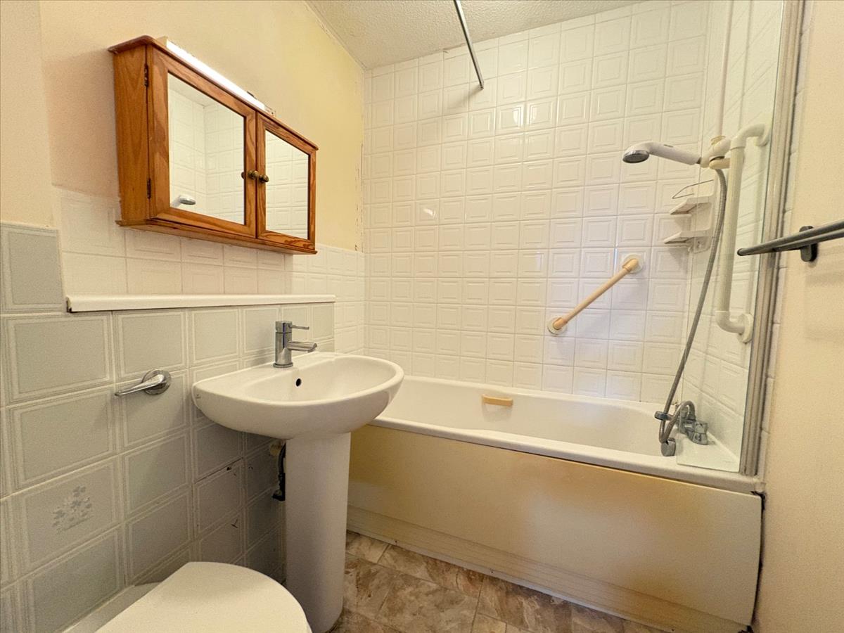 Property Image f61c3784-c5da-4728-bdf2-cc8a169a43d7