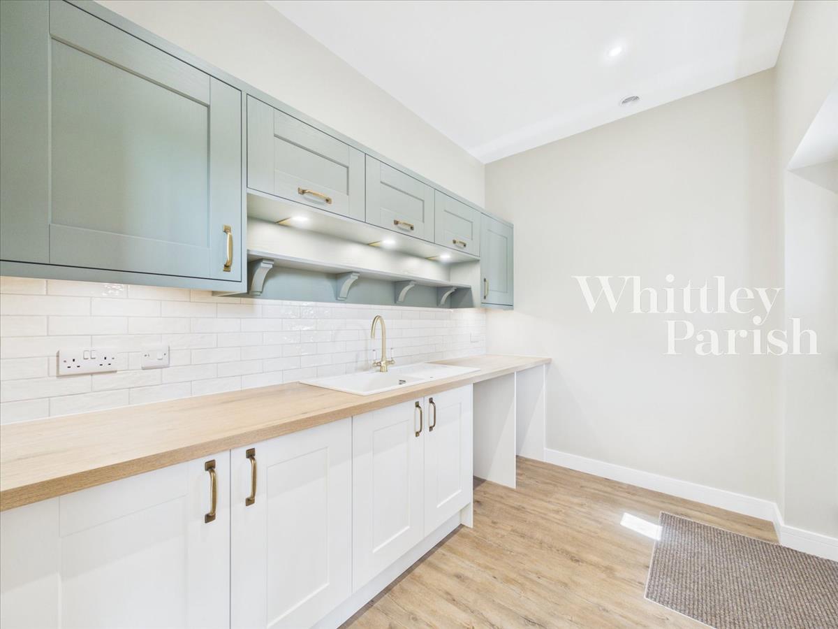 Property Image f63b374f-818d-4c09-ae6f-61e976cacbf3