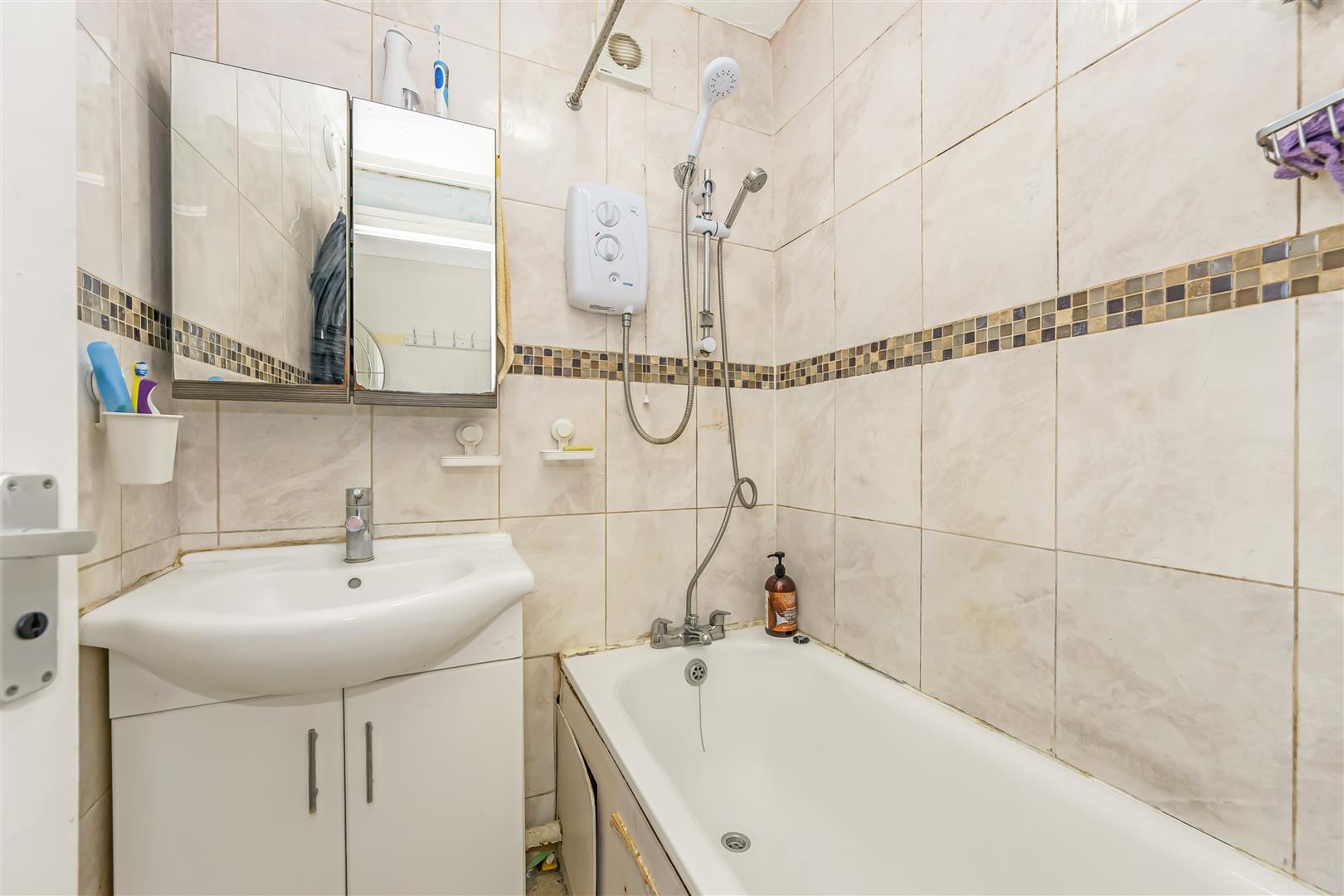 Property Image f63ddfab-6c29-4a47-b899-ff9a918e40ad