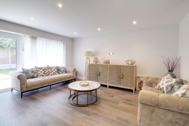 Property Image f6425e25-df1c-4e44-ab68-543eb91876f7