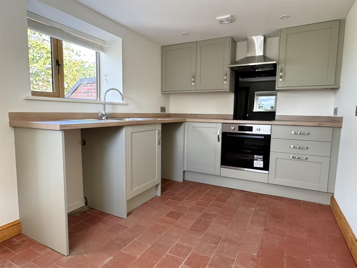 Property Image f65191a9-b189-4bfd-96e7-ae69f07ba7b0